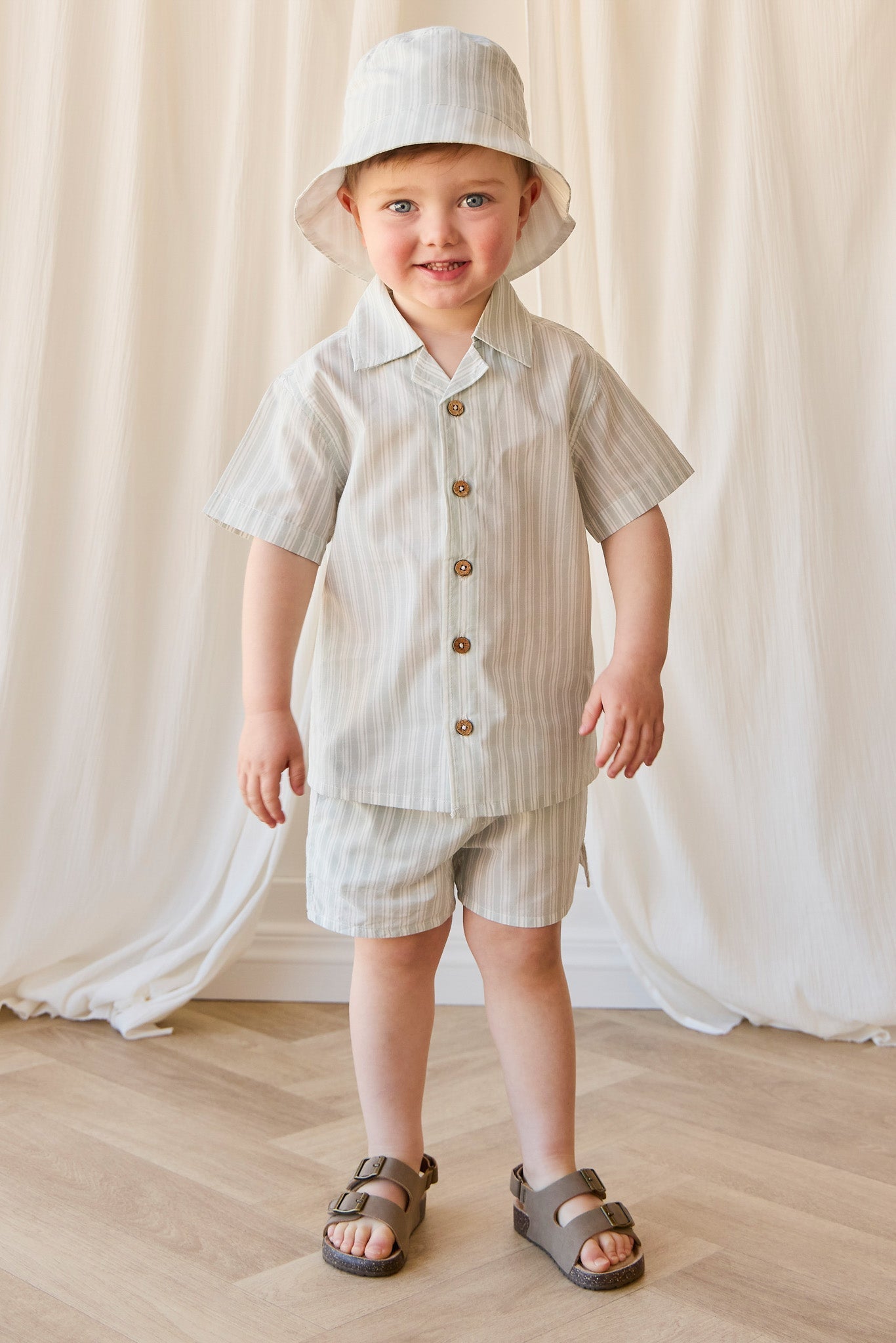 Chemise en coton biologique à rayures variées Coastal Shoreline avec boutonnage pour bébés et enfants garçons de 6 mois à 5 ans