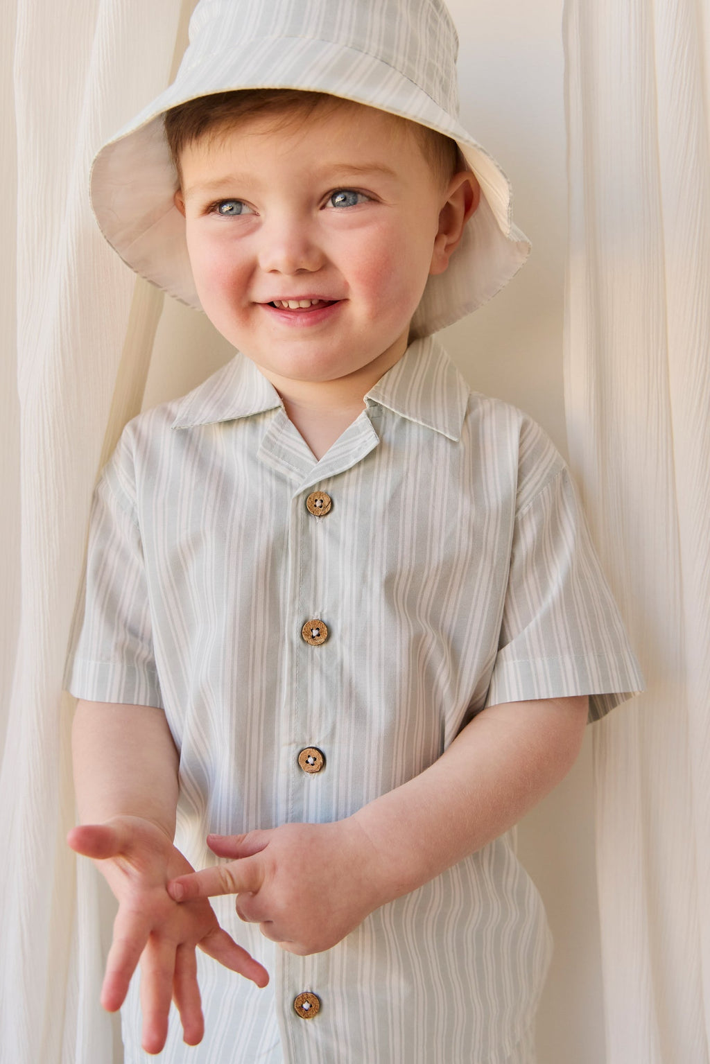 Chemise en coton biologique à rayures variées Coastal Shoreline avec boutonnage pour bébés et enfants garçons de 6 mois à 5 ans