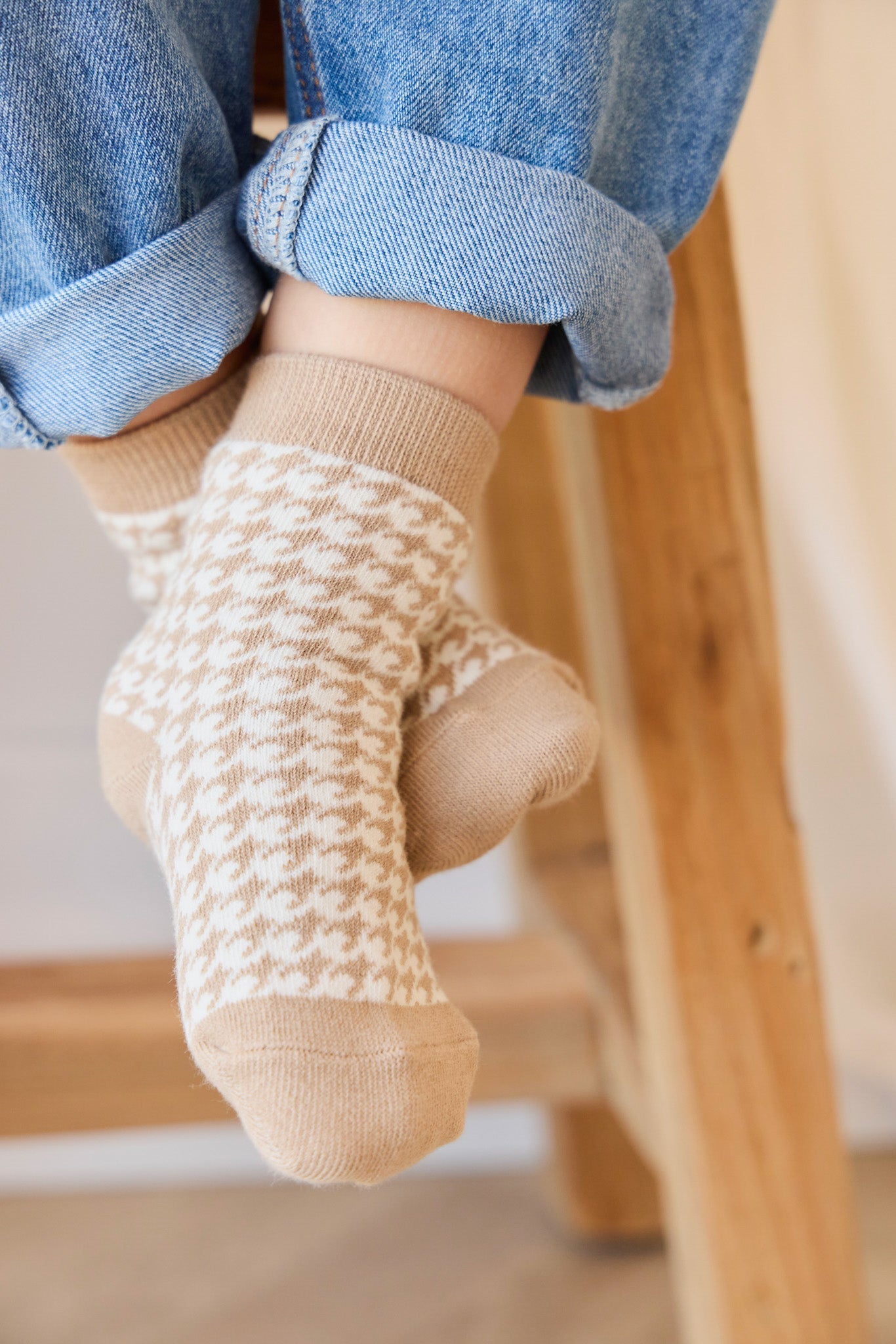 Chaussettes en coton à motif pied-de-poule "Mountain Classique" avec bord-côte pour bébés et tout-petits, dès la naissance