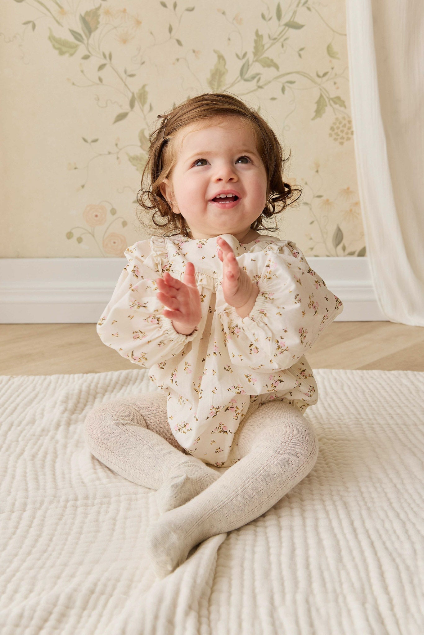 Barboteuse en coton biologique à imprimé floral antique avec boutons-pression pour fillettes de 2 à 3 ans