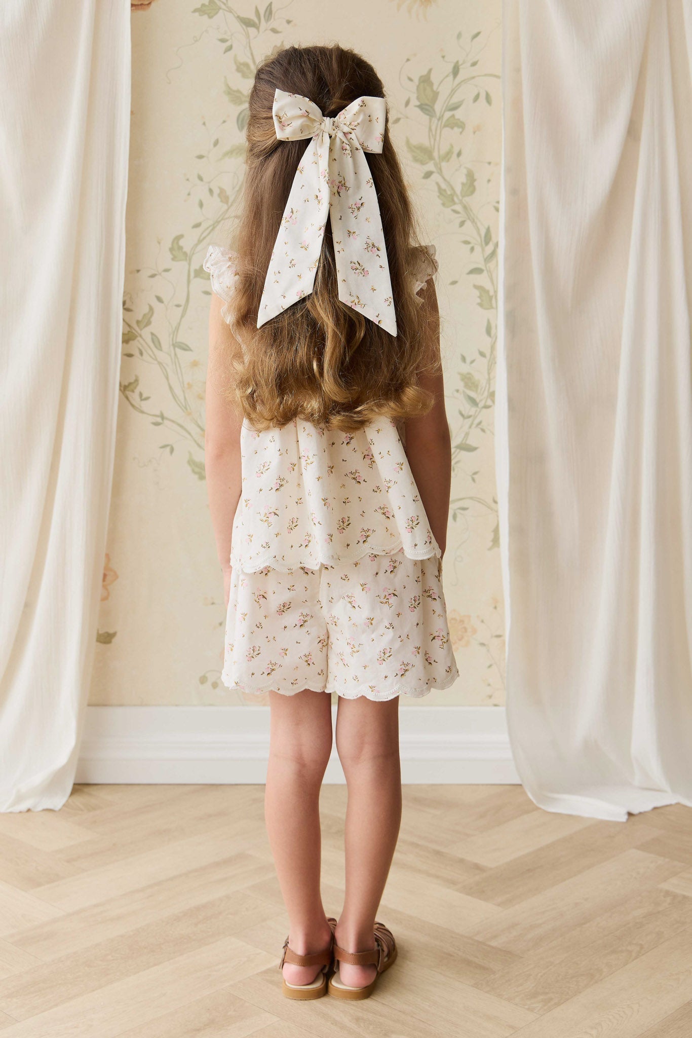 Short en coton biologique imprimé floral antique avec taille élastique pour bébés et petites filles de 6 mois à 3 ans