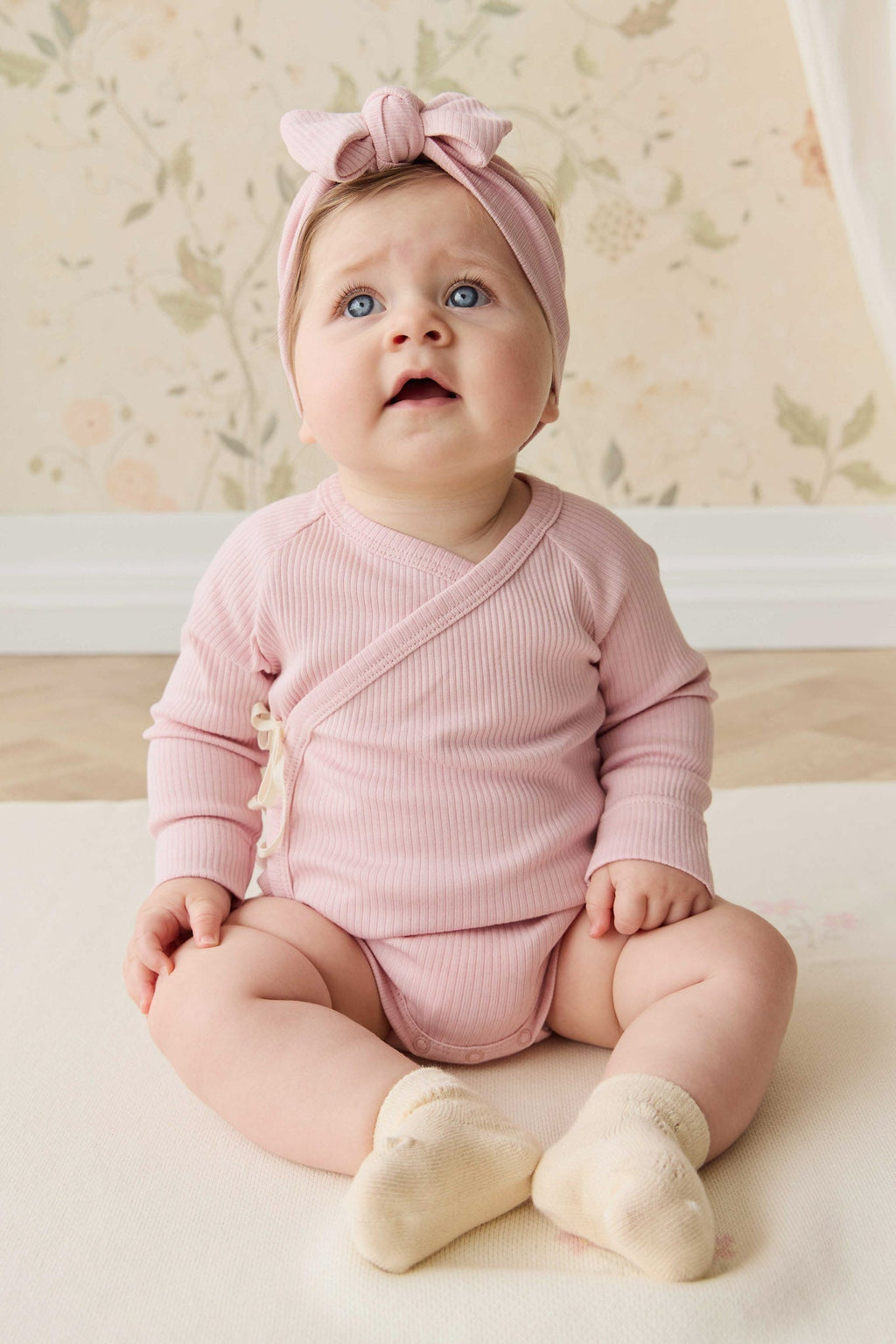 Body une pièce à manches longues en coton biologique et modal, de couleur unie, avec boutons-pression pour bébés filles