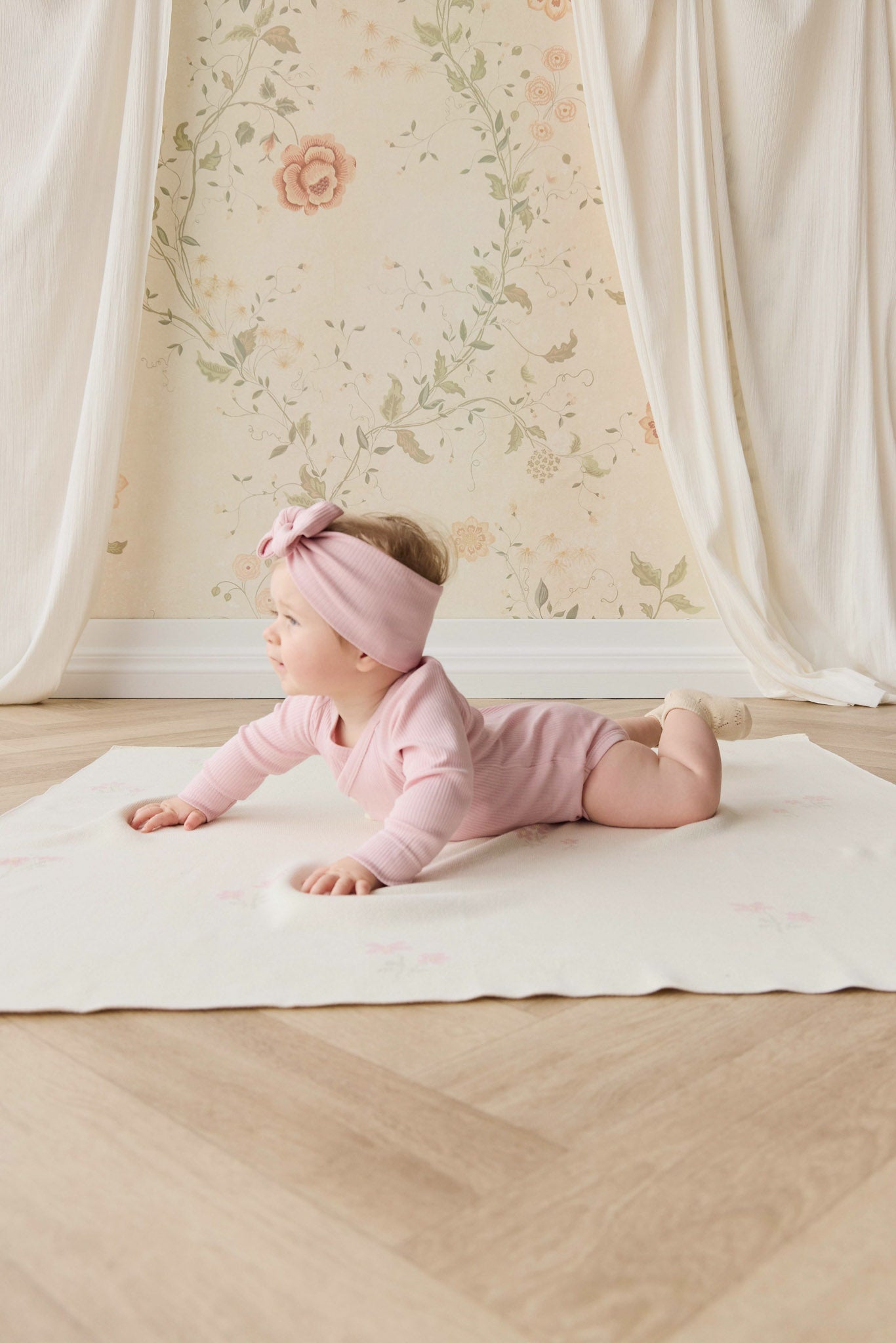 Body une pièce à manches longues en coton biologique et modal, de couleur unie, avec boutons-pression pour bébés filles