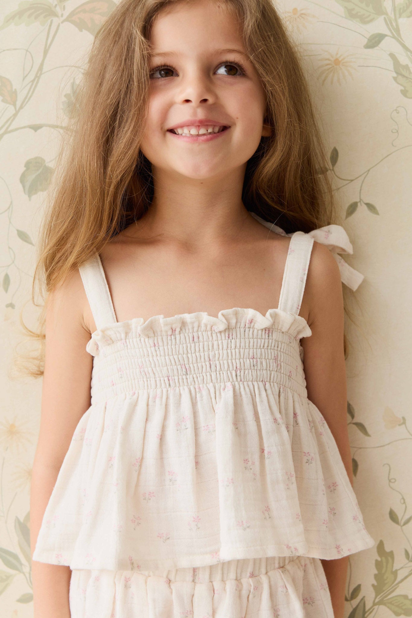 Haut Camisole en Mousseline de Coton Bio Rose Pâle à Petites Fleurs Romantique avec Corps Smocké et Bretelles à Nouer pour Bébé Fille 0-3M