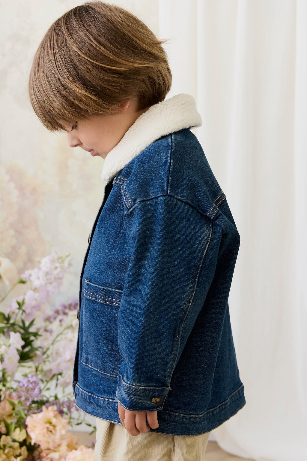 Blouson en jean uni indigo classique avec boutons à l'avant pour bébés et garçons de 6 mois à 8 ans