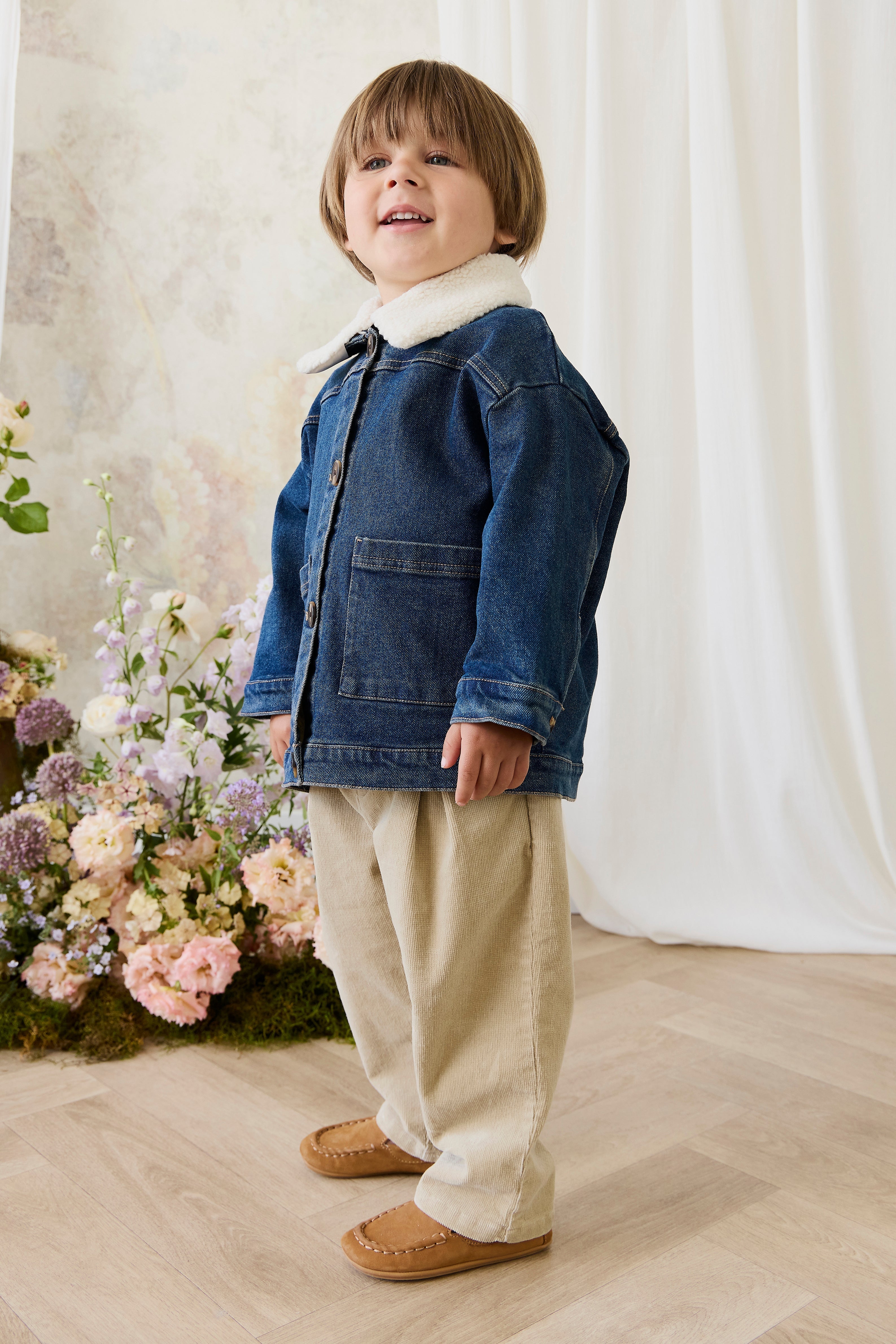 Blouson en jean uni indigo classique avec boutons à l'avant pour bébés et garçons de 6 mois à 8 ans