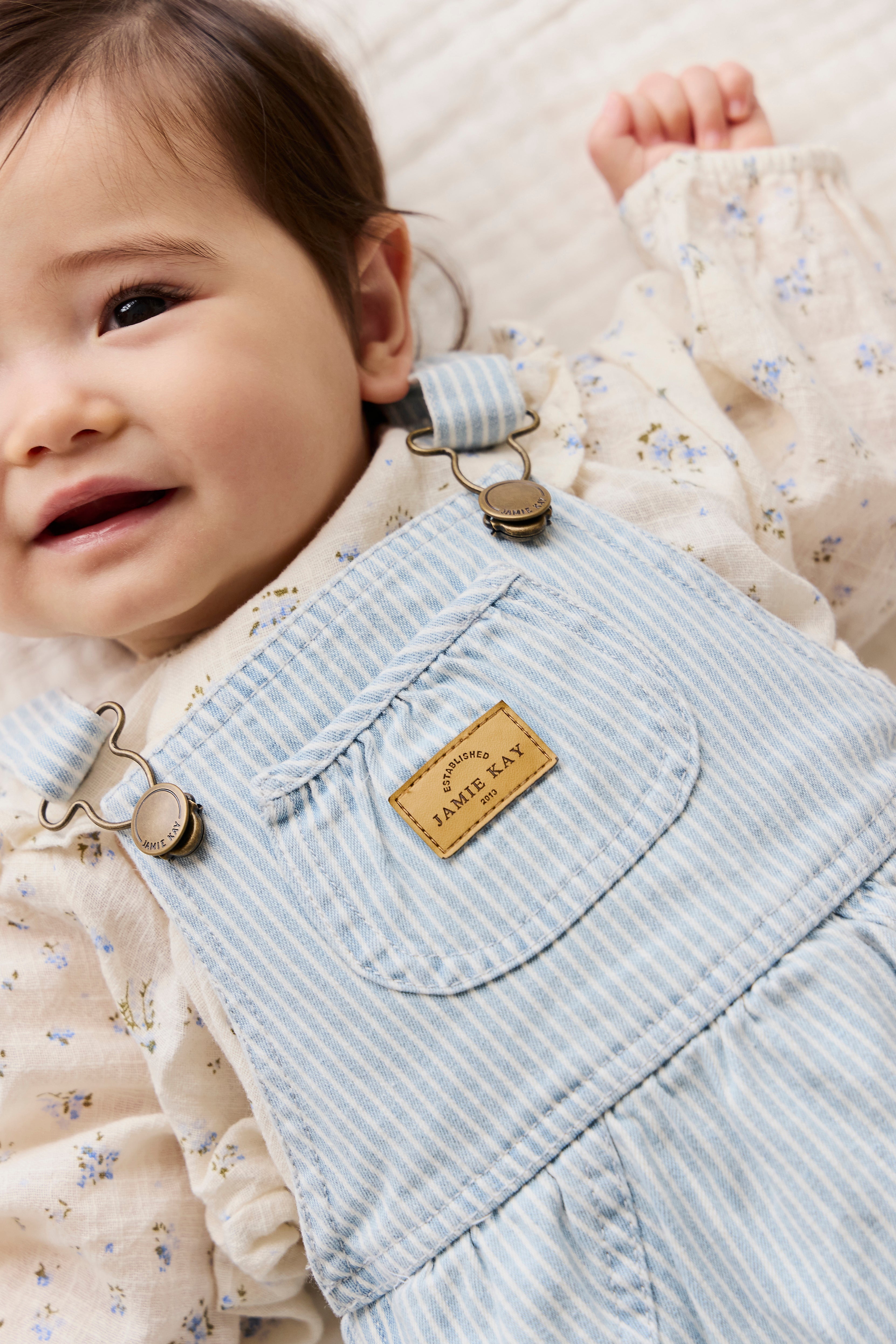 Barboteuse rayée en coton ludique avec boutons-pression pour bébés et tout-petits garçons et filles de 0 à 2 ans