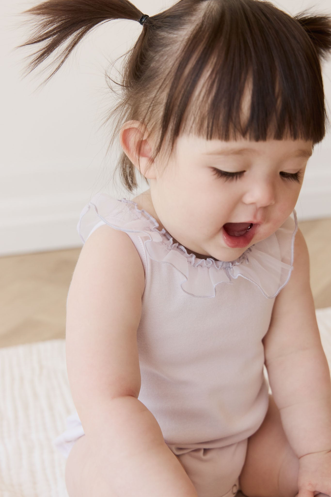 Barboteuse en coton à imprimé hortensia floral avec boutons-pression pour bébés et petites filles de 0 à 3 ans