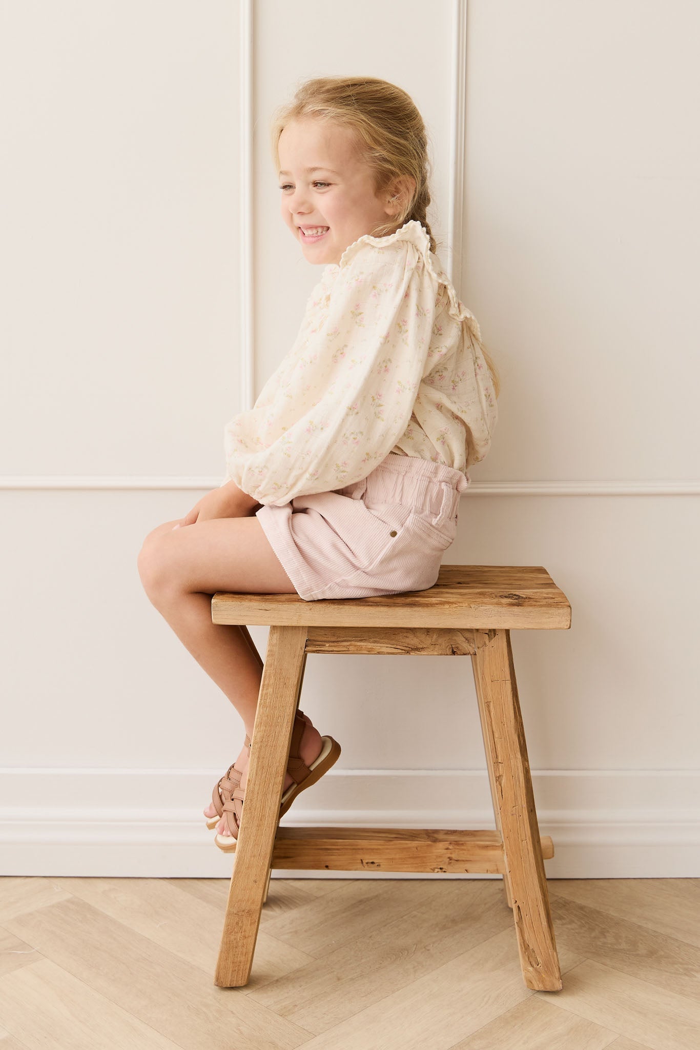 Jupe en coton uni rose brumeux et doux pour bébés et petites filles de 6 mois à 4 ans avec taille élastique